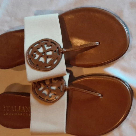 Italian Shoemakers Sandals - Picture 6 of 7